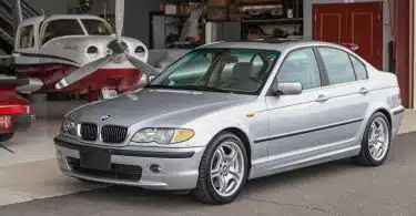 Combien de chevaux de la bmw 330d e46