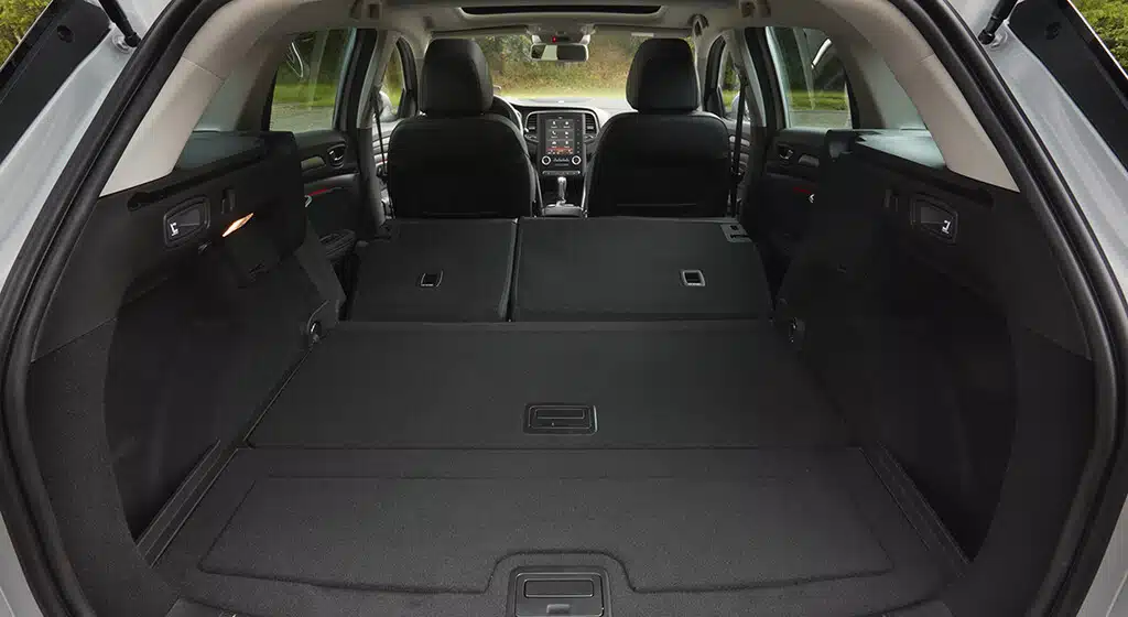 Découvrez le volume de coffre de la Megane 4 tout ce qu'il faut savoir sur l'intérieur de la Megane 4