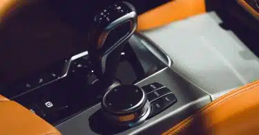 black gear shift lever